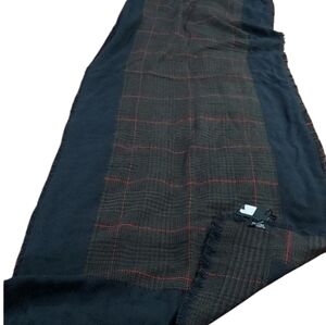 NWT Galleries Lafayette Paris blanket scarf plaid and navy